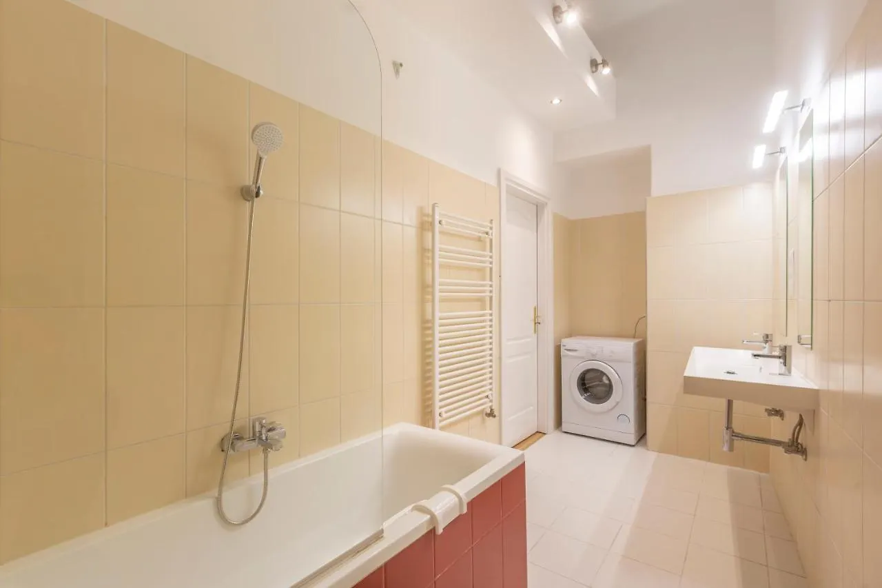 Apartment Luxurious Art Deco Residence In The Heart Of Budapest