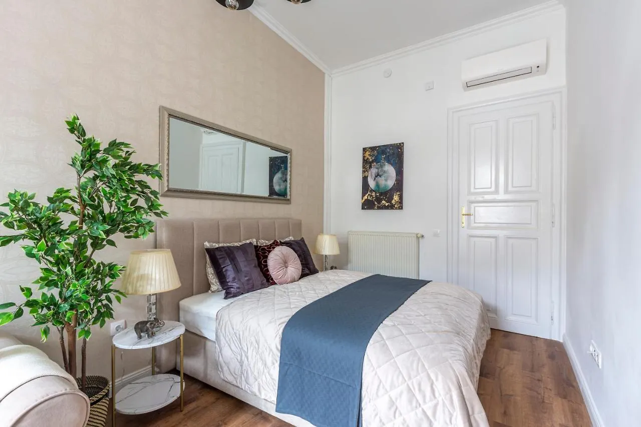 Luxurious Art Deco Residence In The Heart Of Budapest 0*,  Hungary
